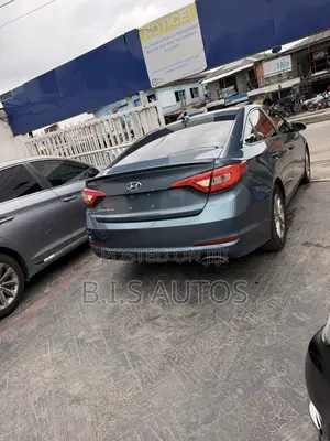 Hyundai Sonata SE 2016 Blue