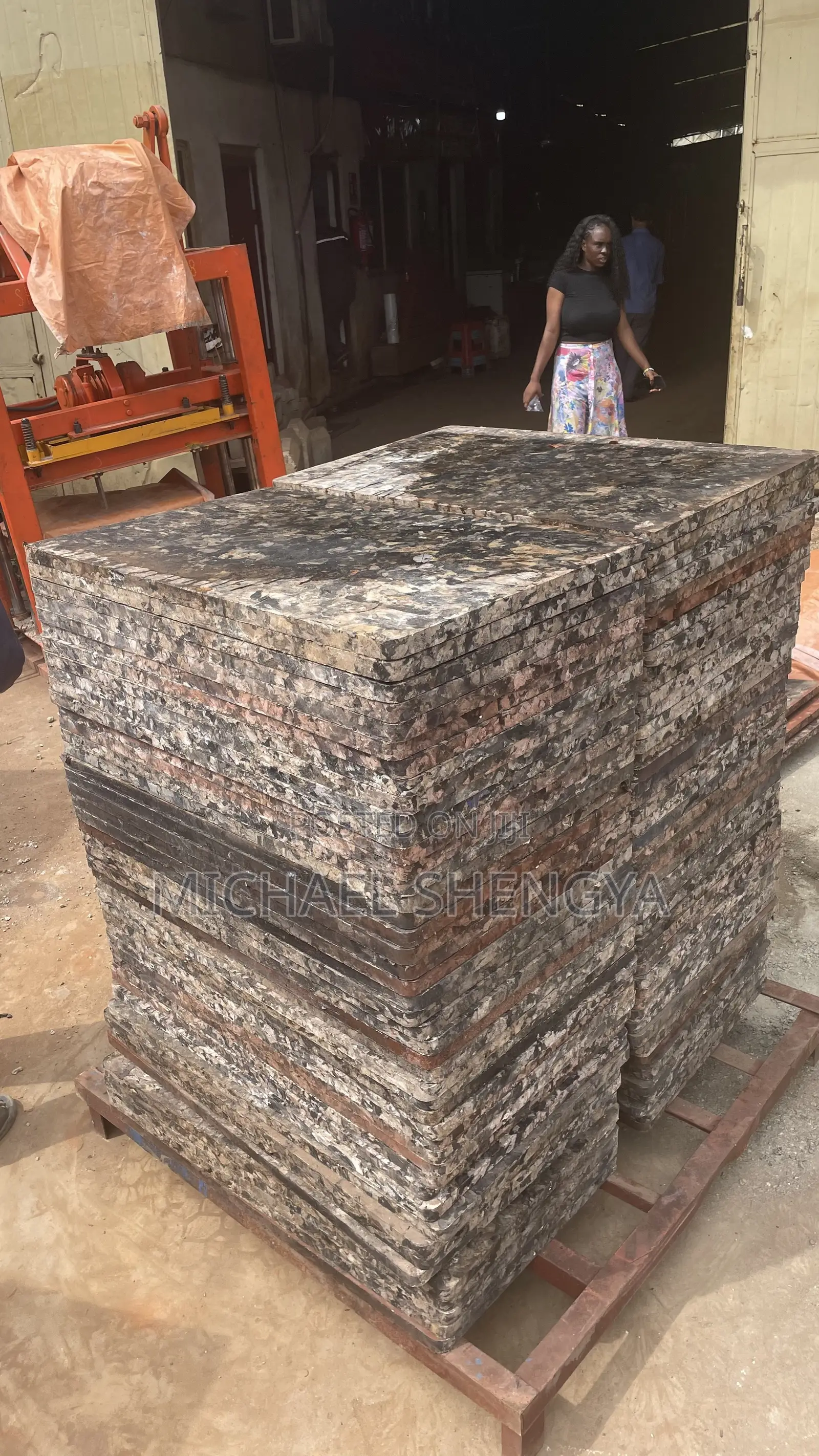 Brick Fibre Pallet