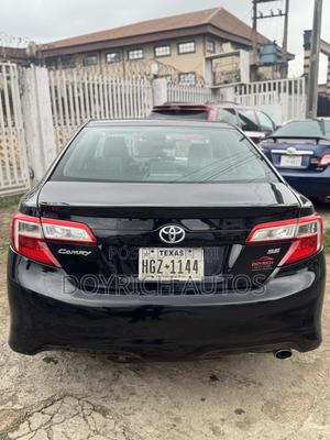 Toyota Camry SE 4dr Sedan w/Prod. End 11/13 (2.5L 4cyl 6A) 2014 Black