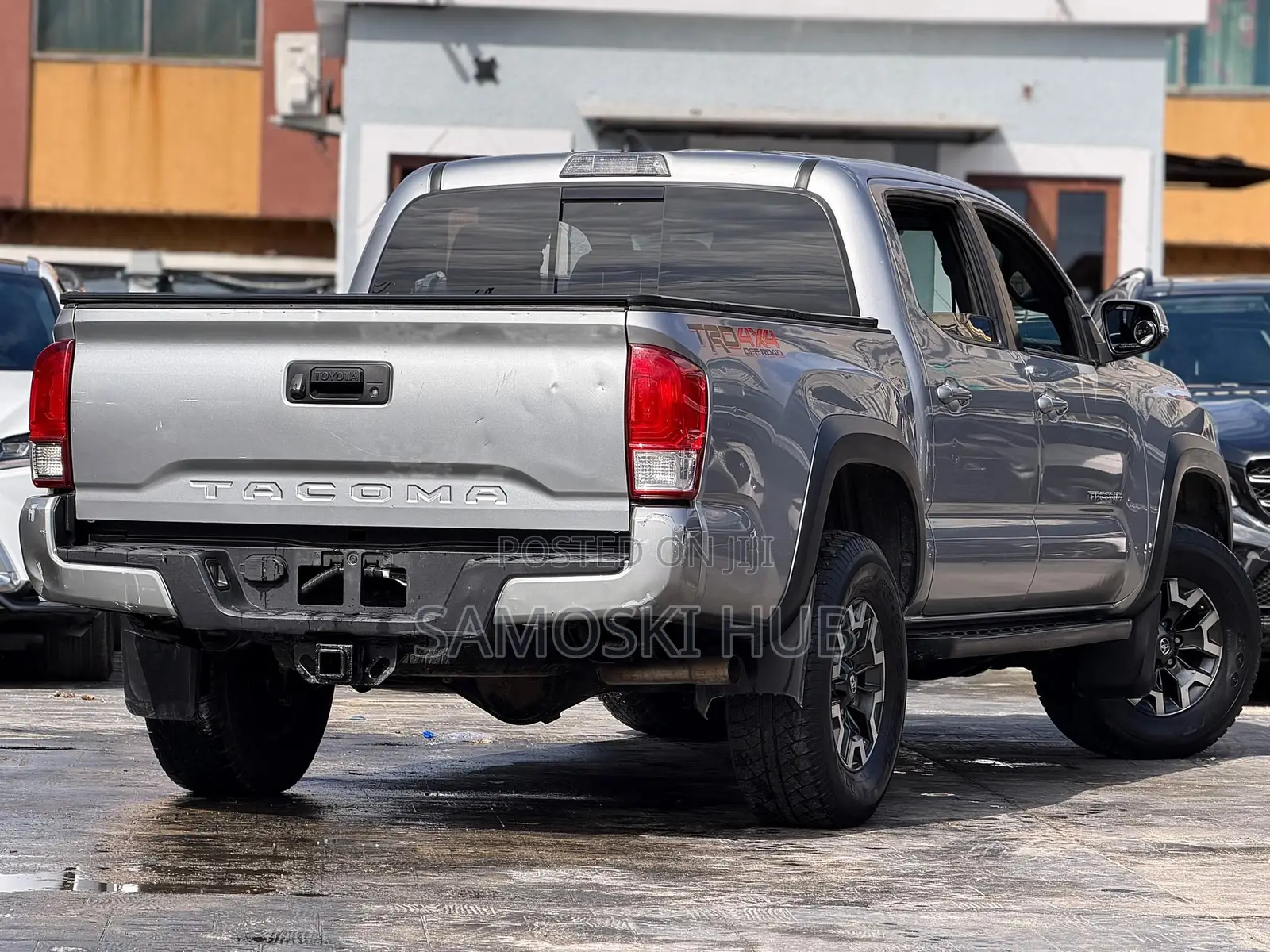 Toyota Tacoma 2018 Silver