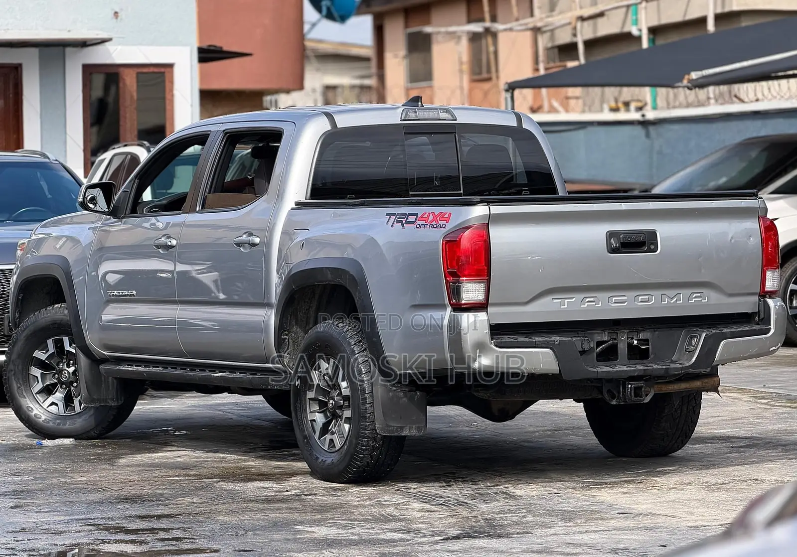Toyota Tacoma 2018 Silver