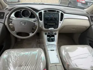 Toyota Highlander Limited V6 2005 Blue