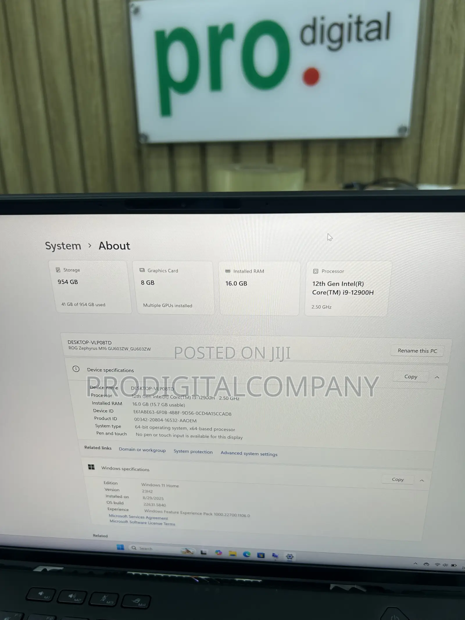 Laptop Asus ROG Zephyrus M16 16GB Intel Core i9 SSD 1T