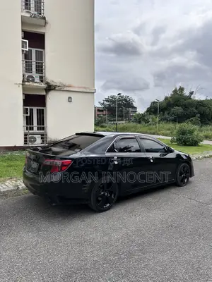 Toyota Camry SE 4dr Sedan (3.5L 6cyl 6A) 2014 Black
