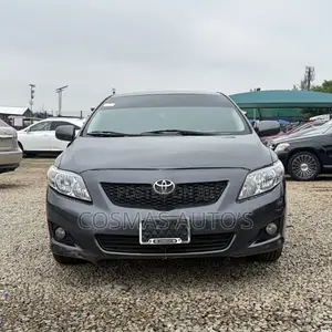 Toyota Corolla LE 4dr Sedan (1.8L 4 cyl 4A) 2009 Gray