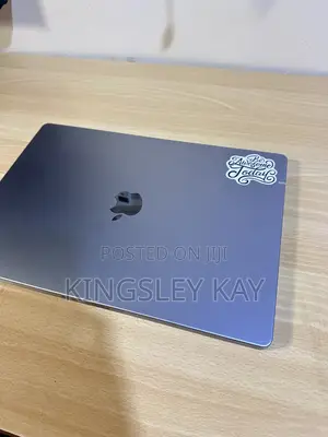 Laptop Apple MacBook Pro 2021 M1 64GB Apple M1 Max SSD 1T