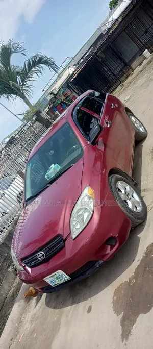 Toyota Matrix Hatchback 1.8 16V AWD 2007 Maroon