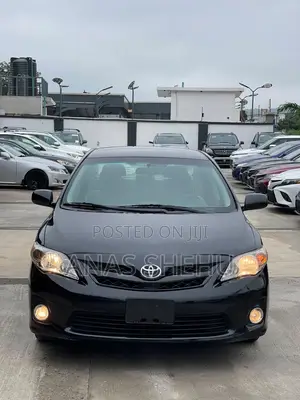 Toyota Corolla 2013 Black