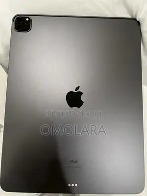 Apple iPad Pro 12.9 (2022) 128 GB Gray