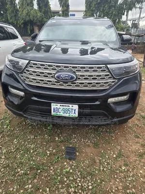 Ford Explorer Limited 2021 Black