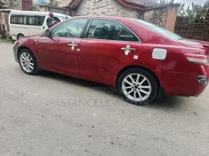 Toyota Camry XLE V6 4dr Sedan (3.5L 6cyl 6AM) 2008 Red