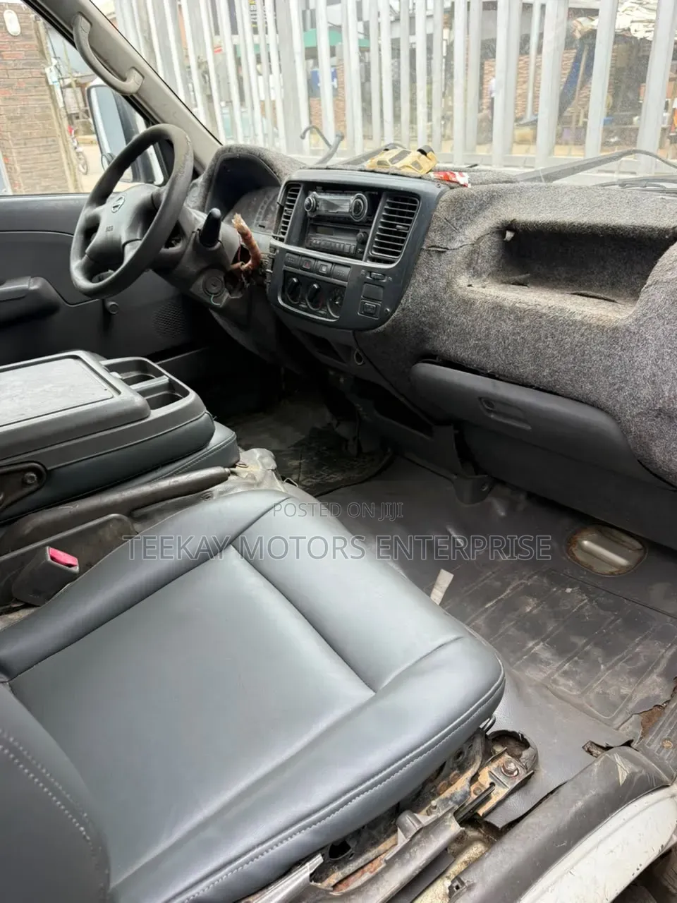 Nissan Caravan (Urvan) 2012 White