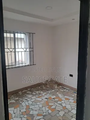 2bdrm Apartment in Old Ojo Under Bridge, Satelite Town for rent