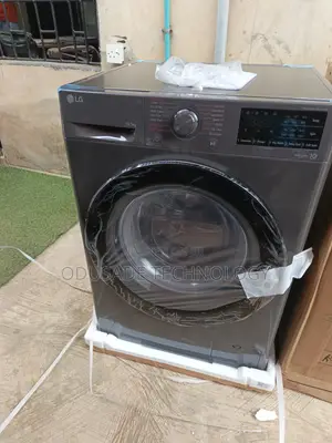 Modern LG 10.5kg Home Washing Machine