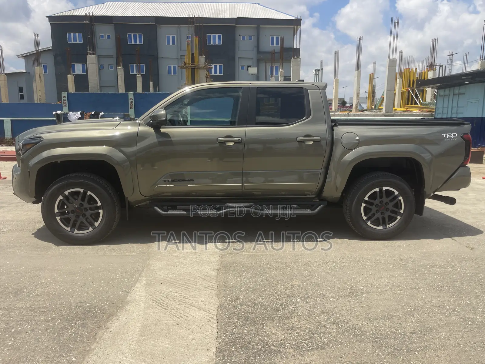 Toyota Tacoma 2024 Green