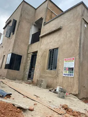 4bedroom Duplex