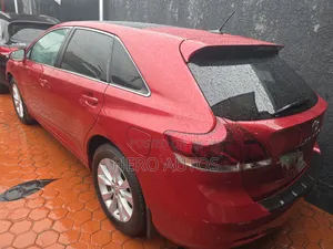 Toyota Venza XLE AWD 2013 Red