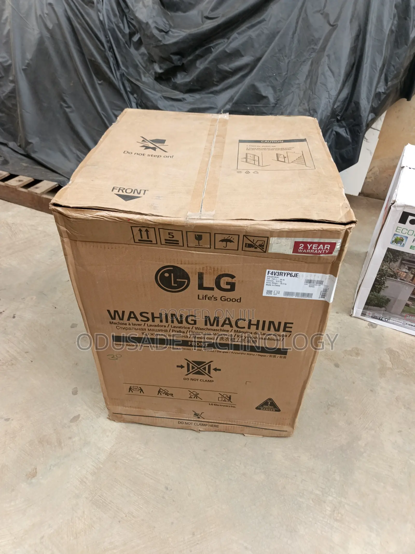 LG 10.5kg Spacious Washing Machine