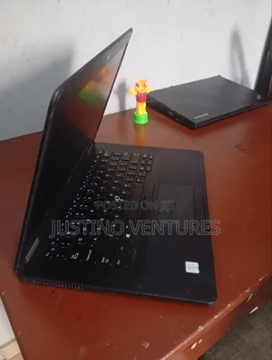 Laptop Dell Latitude E7470 8GB Intel Core i5 HDD 256GB