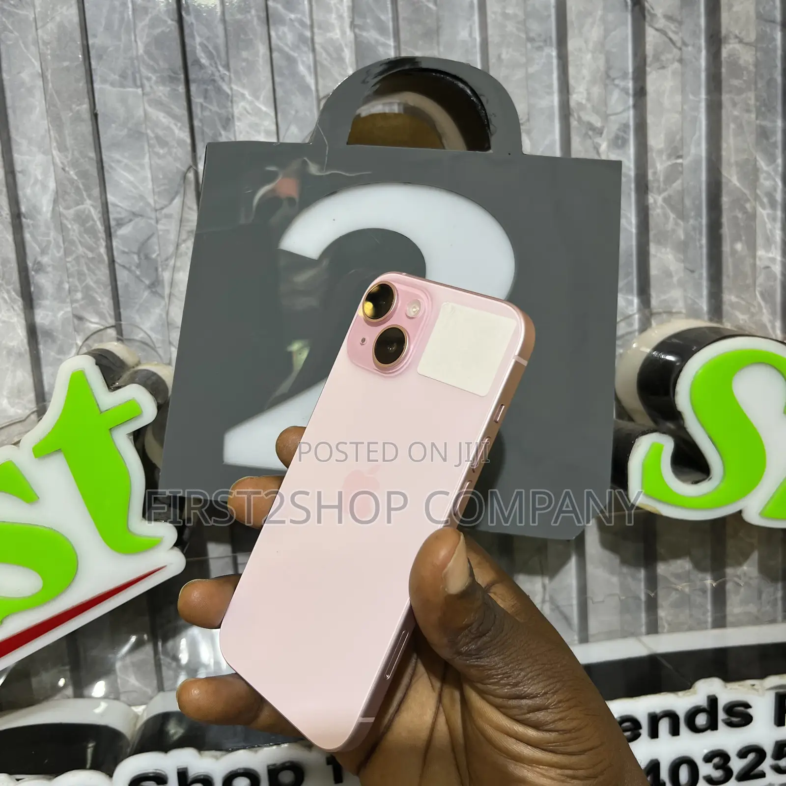 Apple iPhone 15 128 GB Pink
