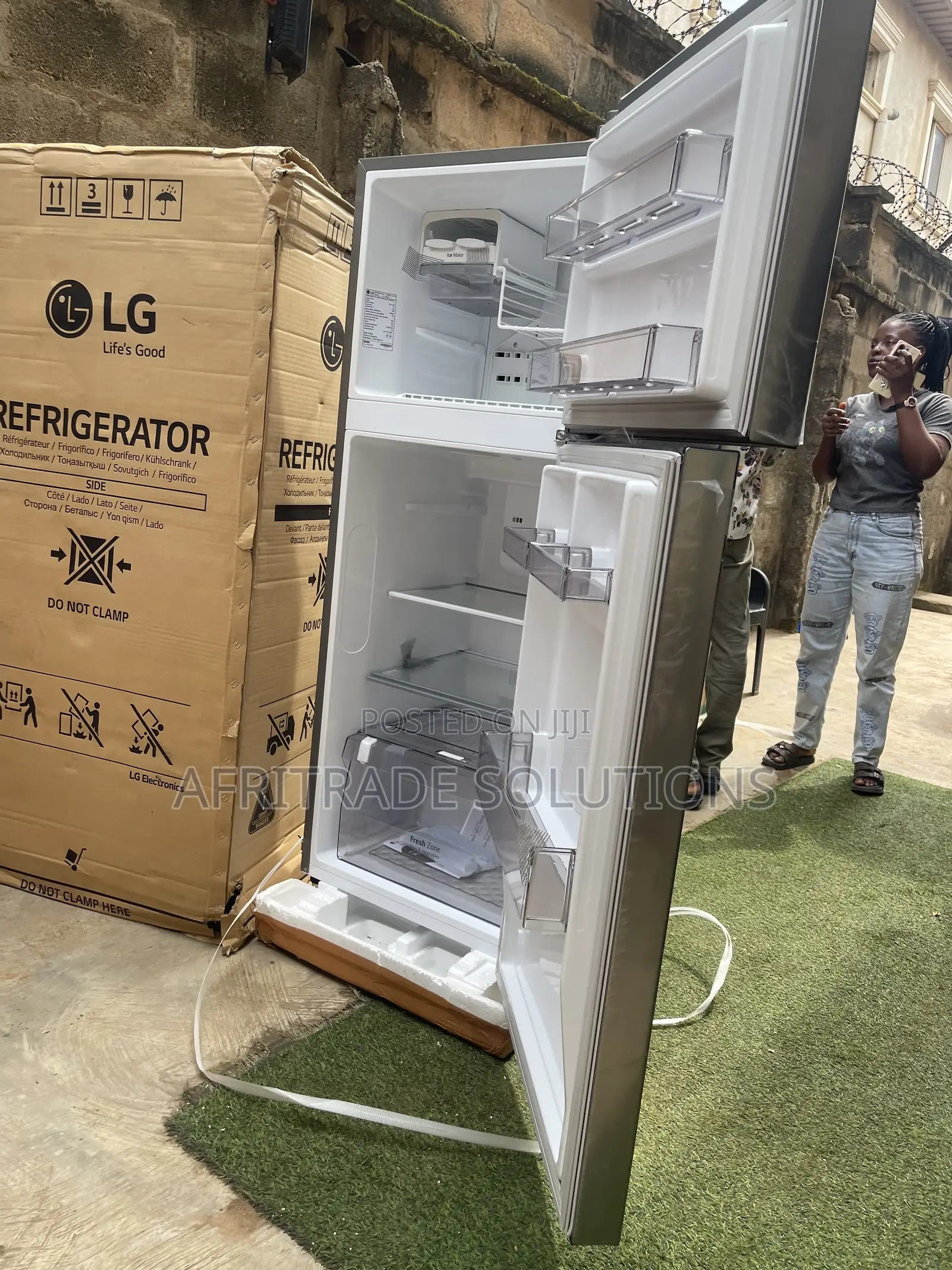 LG GL-C252SLBB 260L Double Door Refrigerator