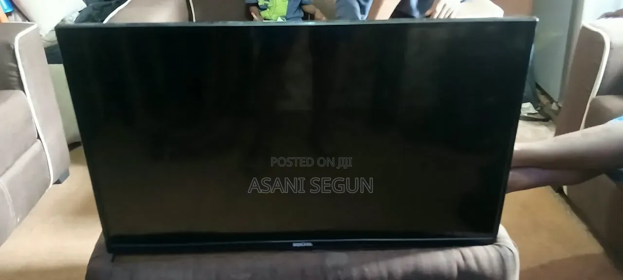 Clcan Title 32inch Bruhm Television