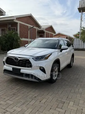 Toyota Highlander Platinum 2021 White