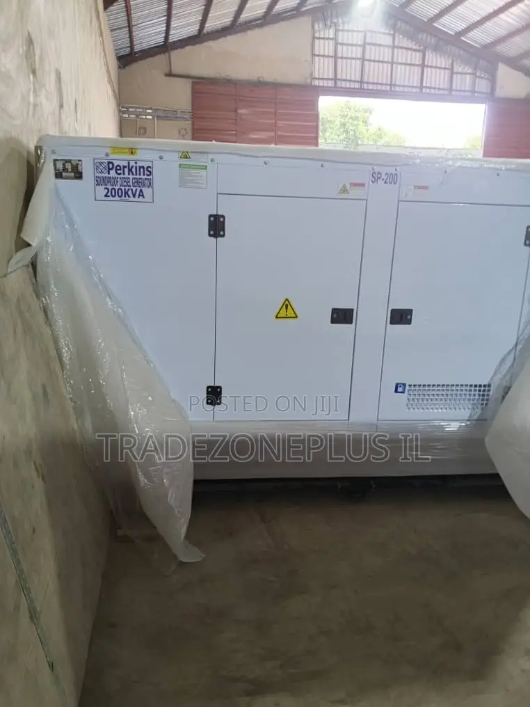 Perkins 200kVA Soundproof Diesel Gen for Sale