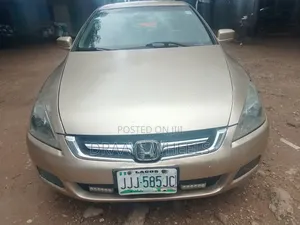 Honda Accord 2003 Gold