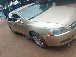 Honda Accord 2003 Gold