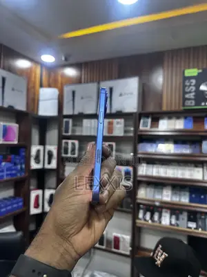 Apple iPhone 16 Plus 128 GB Blue