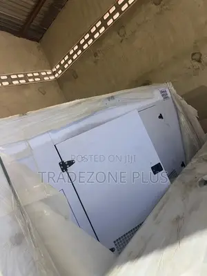 450kVA Perkins Diesel Generator With Soundproof Canopy