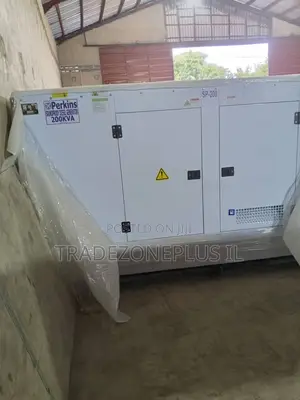 Efficient 200kVA Perkins Silent Diesel Gen