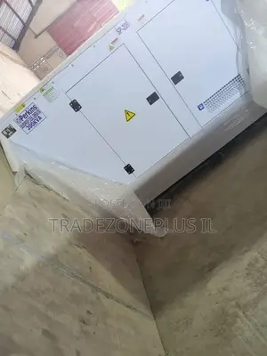 Efficient 200kVA Perkins Silent Diesel Gen