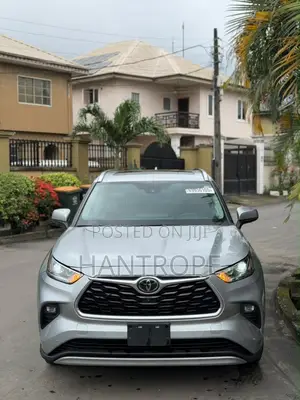 Toyota Highlander Platinum 2021 Silver