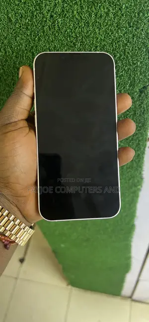 Apple iPhone 13 128 GB Pink