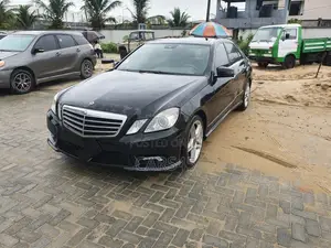 Mercedes-Benz E550 2011 Black