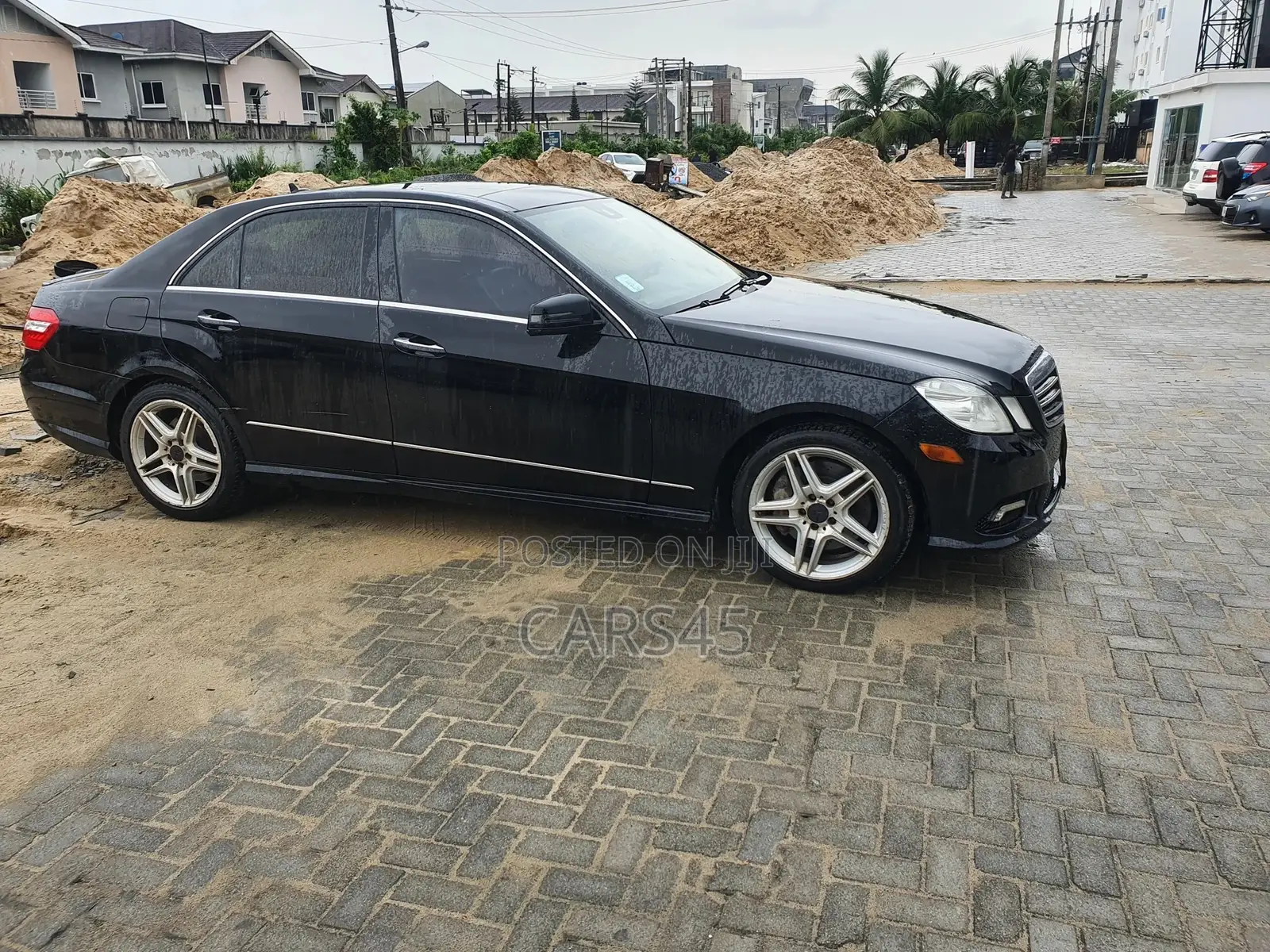 Mercedes-Benz E550 2011 Black