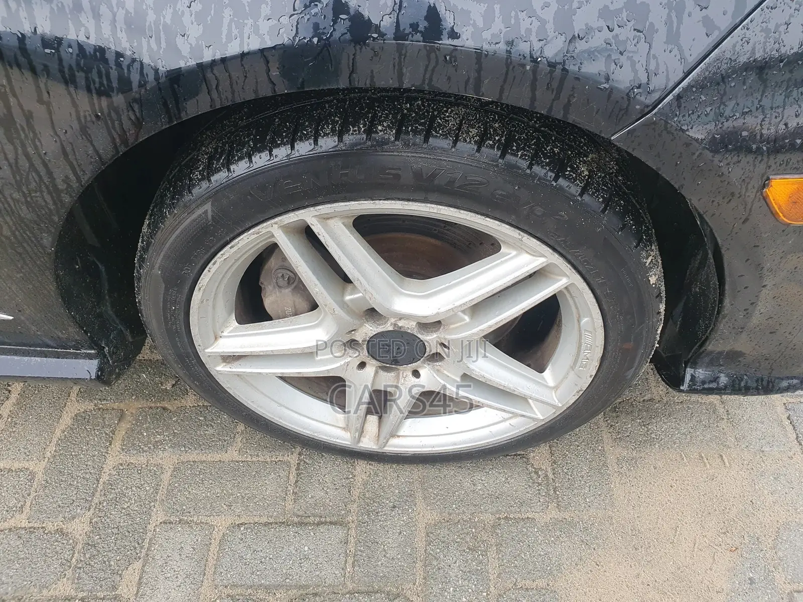 Mercedes-Benz E550 2011 Black