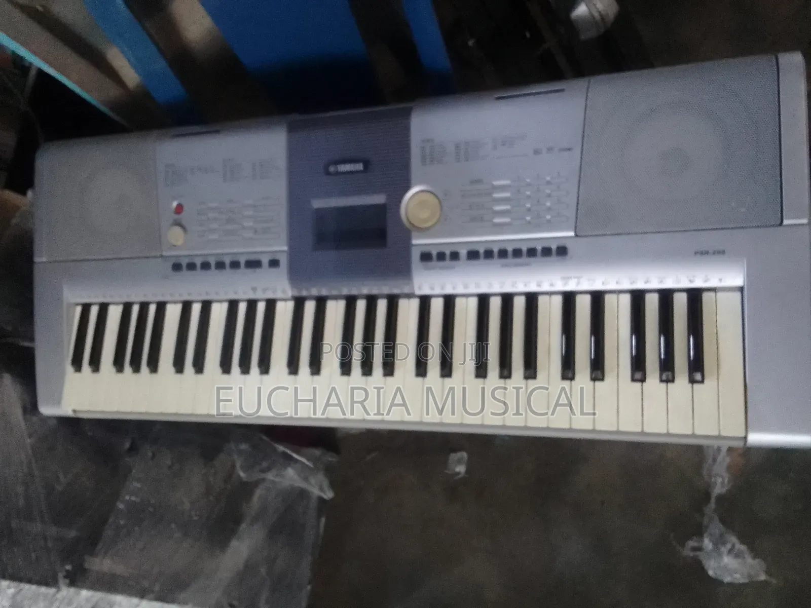  Yamaha PSR-295 Keyboard – Versatile & Powerful