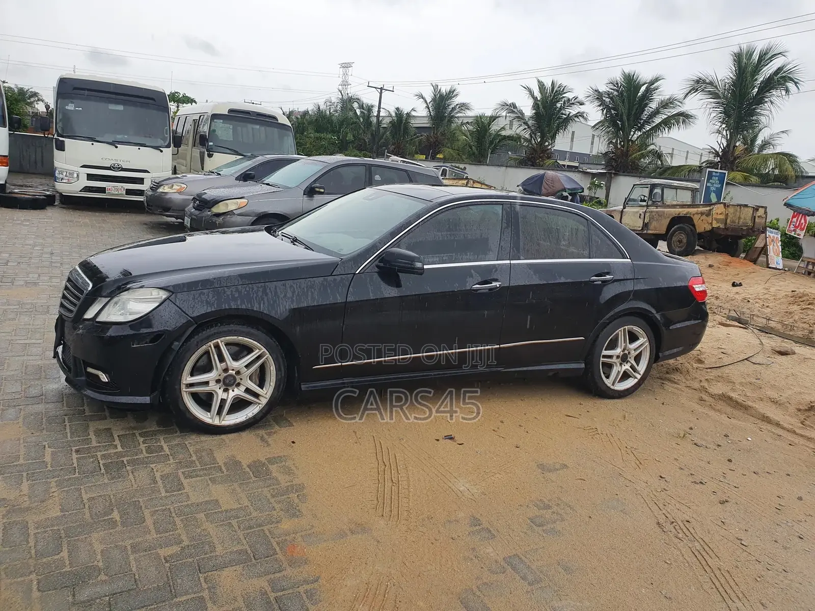 Mercedes-Benz E550 2011 Black
