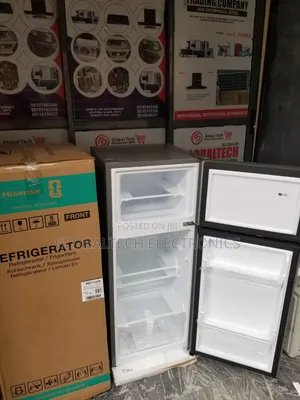 Hisense Top Freezer Refrigerator 124L (172DR)