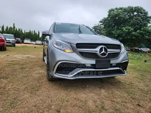 Mercedes-Benz GLE-Class GLE 400 4MATIC 2017 Gray