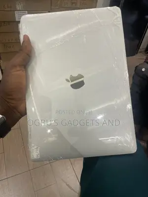 Laptop Apple MacBook Pro 2017 16GB Intel Core i5 SSD 256GB
