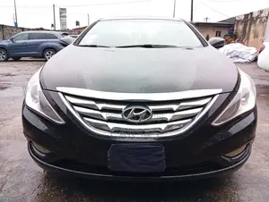 Hyundai Sonata 2011 Black