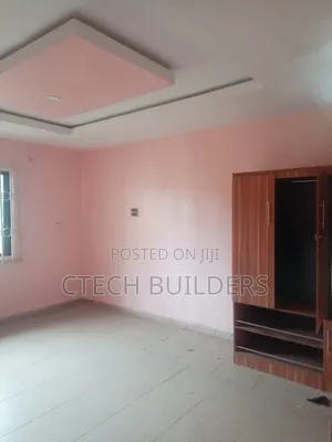 4bdrm Apartment in Benin City for rent