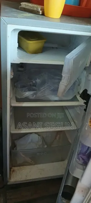 Rrecently Bought Medium Fridge Available for Sell