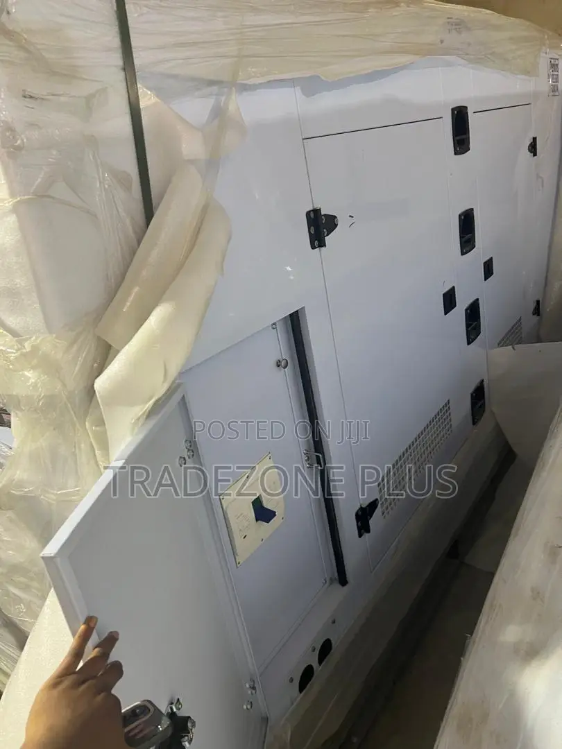 High Performance Perkins 450kVA Silent Generator