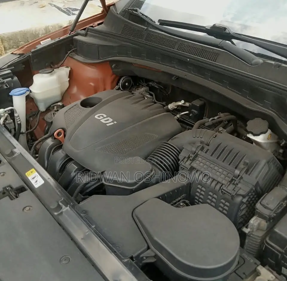 Hyundai Santa Fe 2015 Orange