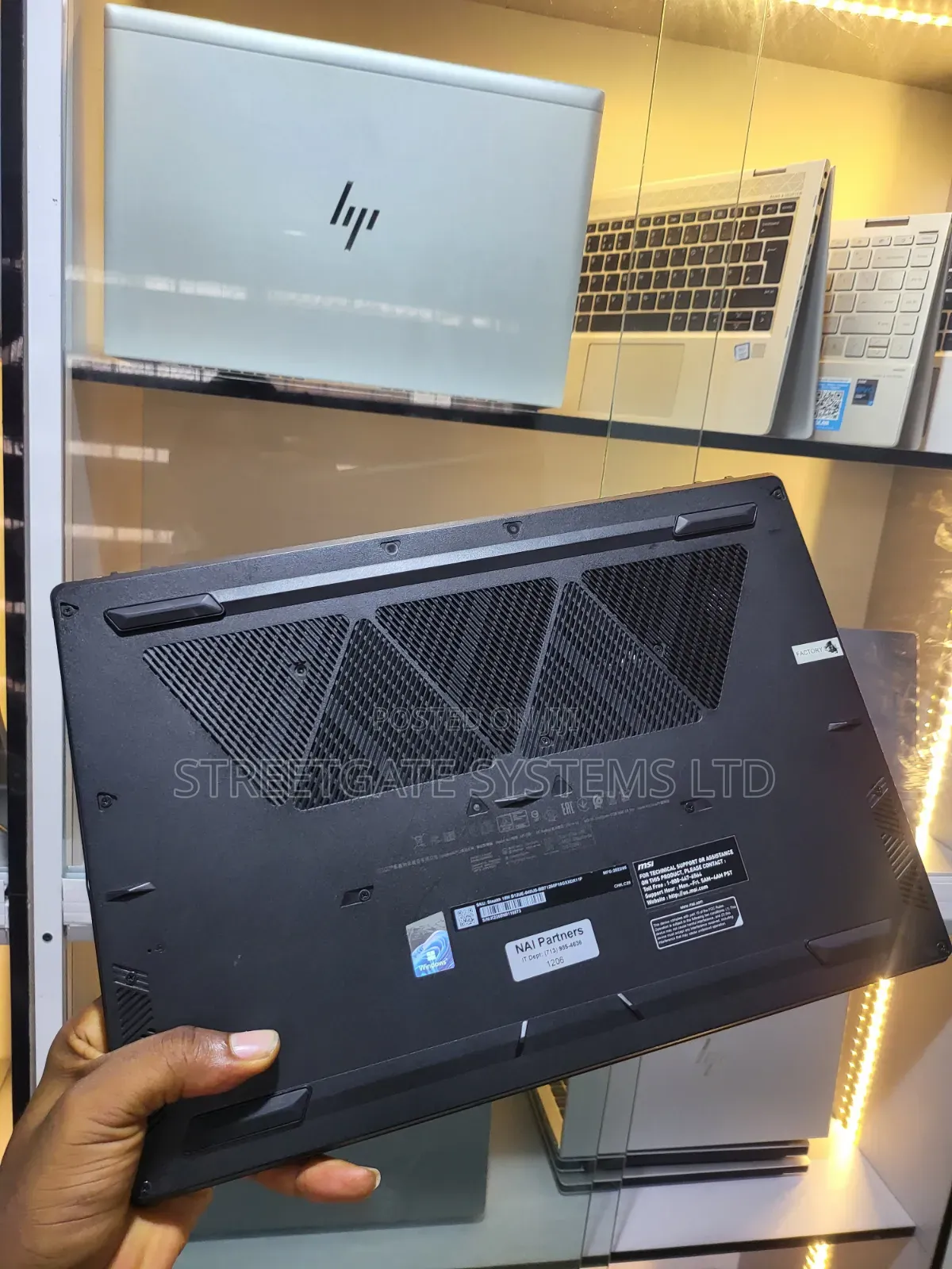 Laptop MSI 16GB Intel Core i7 SSD 512GB